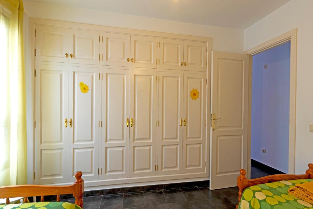 Famara Sunshine Apartment ภายนอก รูปภาพ
